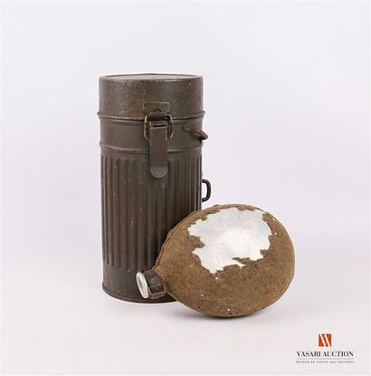 Etui de masque à gaz allemand vide modèle...