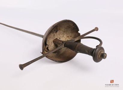 Rapière à taza, monture pas d'âne à une branche...