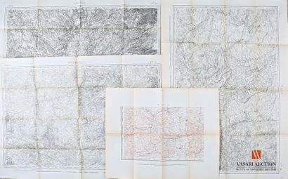 4 cartes militaires de différentes dimensions,...