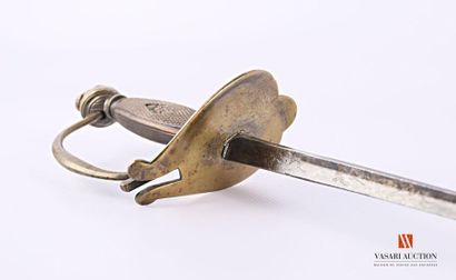 Épée d'officier, monture laiton à une branche...