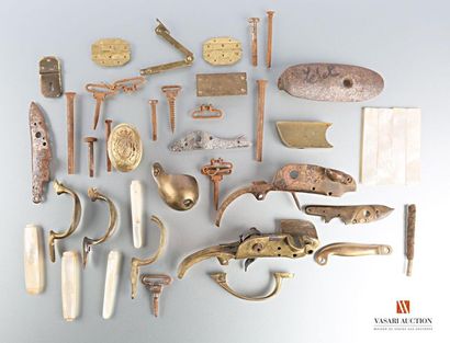 Ensemble de pièces détachées de pistolet/fusil...