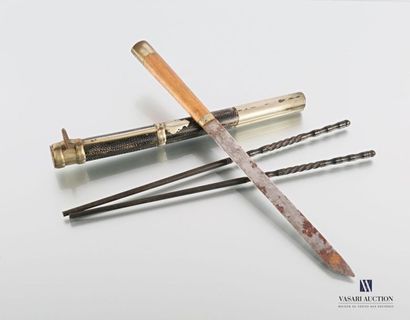 Nécessaire de voyage porté à la ceinture,...