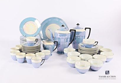CZECHOSLOVAKIA - Victoria China White porcelain...