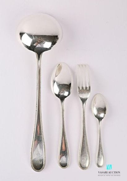 Housewife's part in silver plated metal,...