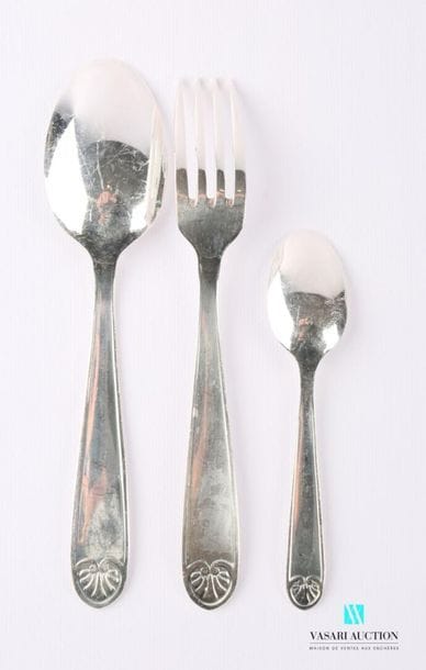 Set comprising twelve table cutlery and six...