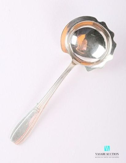 Cream ladle in silver plated metal, the handle...