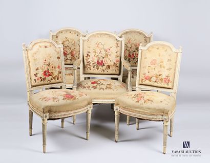 Beige lacquered, carved, moulded and sculpted...