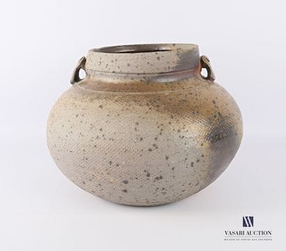 ASTOUL Éric (Né en 1954)

Vase à panse ventrue...