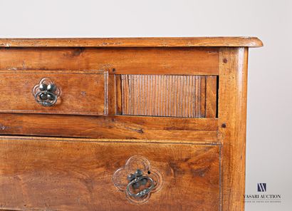 Moulded natural wood chest of drawers, it...