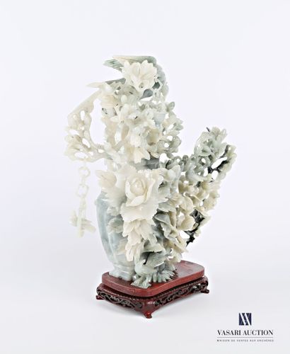 CHINA

Covered vase in greyish white hard...