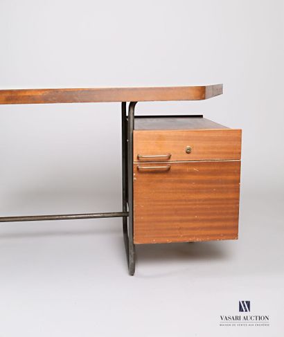 FRYDMAN Georges (né en 1924)

Bureau, le...