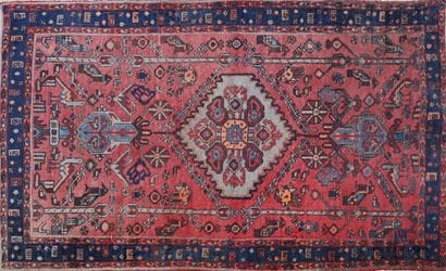 Woollen rug decorated with geometrical patterns...