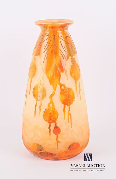 CHARDER - LE VERRE FRANÇAIS

Vase piriforme...