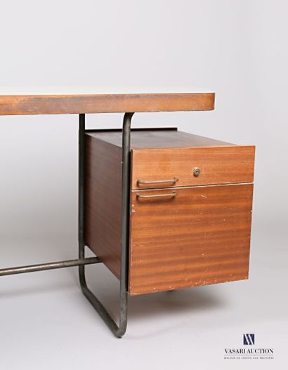 FRYDMAN Georges (né en 1924)

Bureau, le...