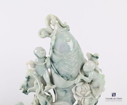 CHINA

Sculpture in hard stone in blue camaieu...