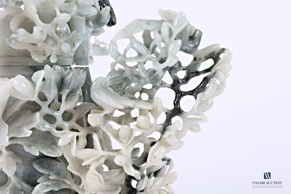 CHINA

Covered vase in greyish white hard...