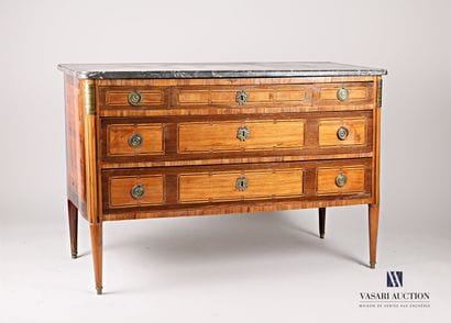 Chest of drawers in veneer wood inlaid with...