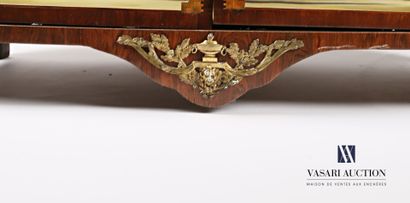 
Rosewood veneer and rosewood inlaid in net...