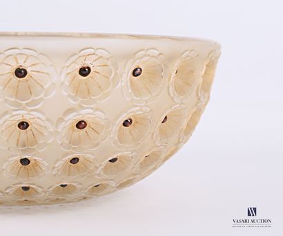 LALIQUE René (1860-1945)

Coupe en verre...