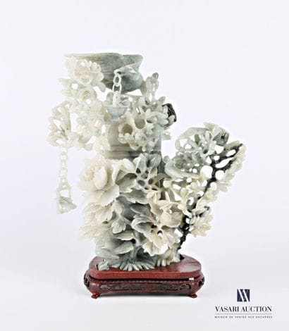CHINA

Covered vase in greyish white hard...