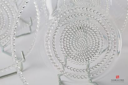 LALIQUE René

Suite de douze assiettes à...