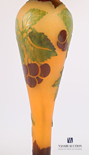 LA ROCHERE

Lampe en verre multicoule à décor...