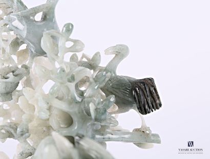 CHINA

Covered vase in greyish white hard...