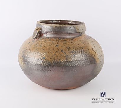 ASTOUL Éric (Né en 1954)

Vase à panse ventrue...