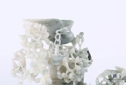 CHINA

Covered vase in greyish white hard...
