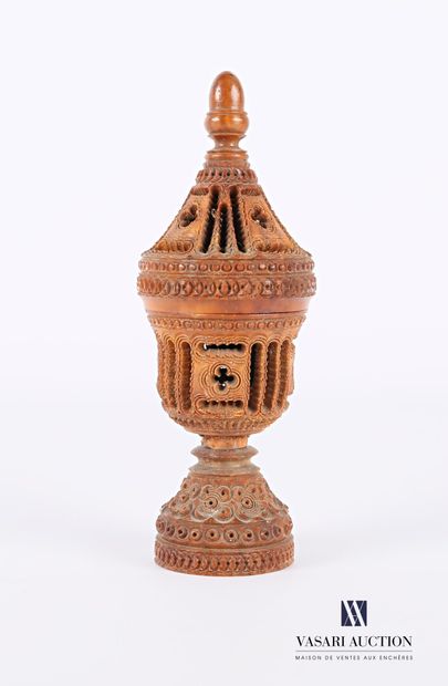 Carved boxwood case in the form of a baluster...