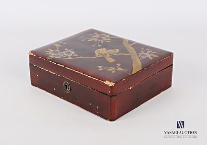 Boîte rectangulaire en carton bouilli laqué...