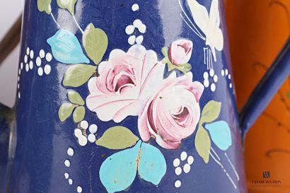 Set of six truncated cone-shaped enamelled...