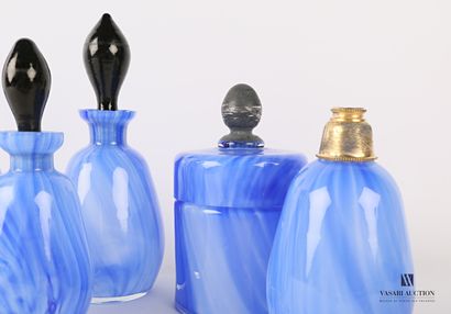 Nécessaire de toilette en verre jaspé dans...