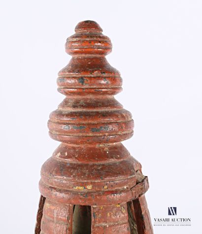 Overjug in red painted wood with carved and...