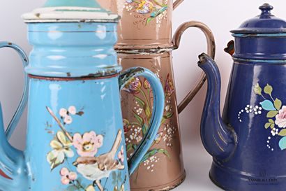 Set of six truncated cone-shaped enamelled...