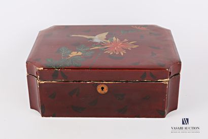 Rectangular box with concave corners made...