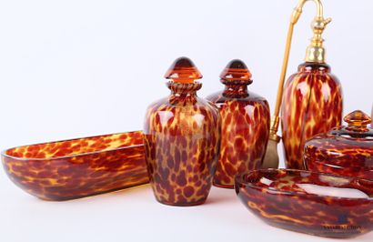 Nécessaire de toilette en verre tacheté à...