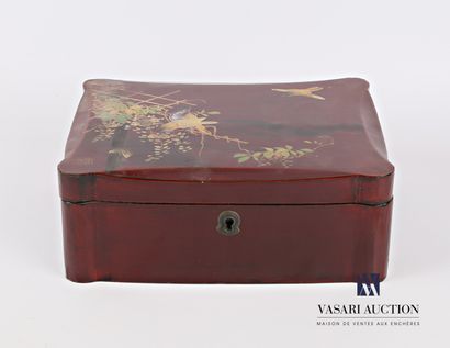 Rectangular box made of boiled lacquered...