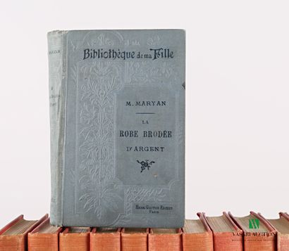 [YOUTH]

Lot of seventeen volumes of children's...