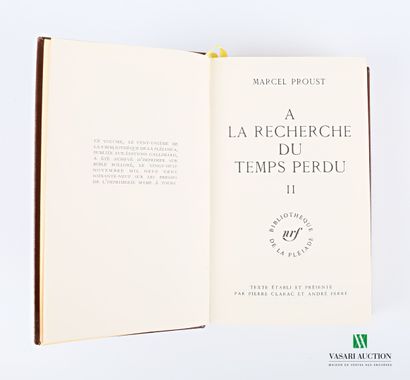 [LA PLEIADE]

PROUST Marcel - A la recherche...