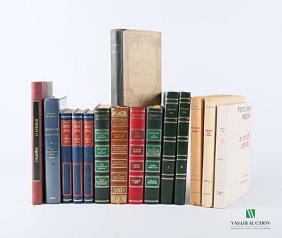 [ROMANS] 

Lot including fifteen volumes:

-...