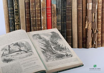 [PICTURESQUE SHOP]

Lot of twenty-three books...