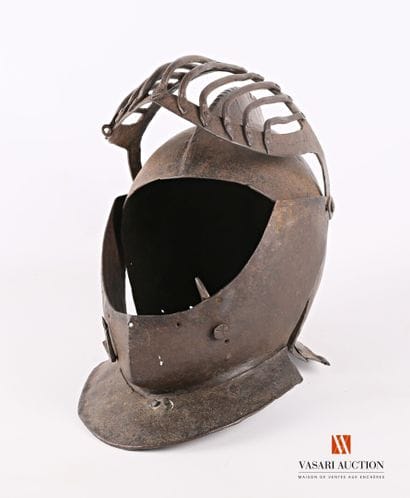Casque type celata di ferro, casque formé...