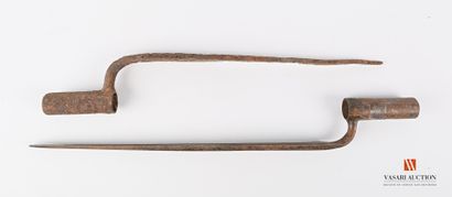 Baïonnette à douille française type 1728,...