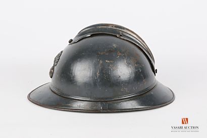 Casque Adrian modèle 1915, attribut de l'infanterie,...