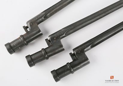 Baïonnette cruciforme pour fusil Mosin-Nagant...