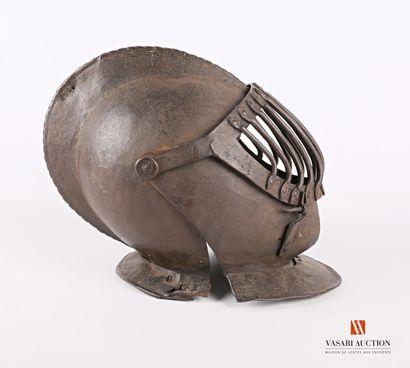 Casque type celata di ferro, casque formé...