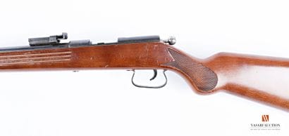 Single-shot bolt action rifle, calibre 22...