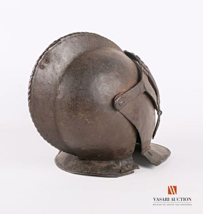 Casque type celata di ferro, casque formé...