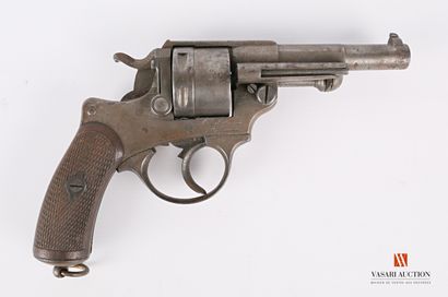 Revolver règlementaire d'ordonnance modèle...